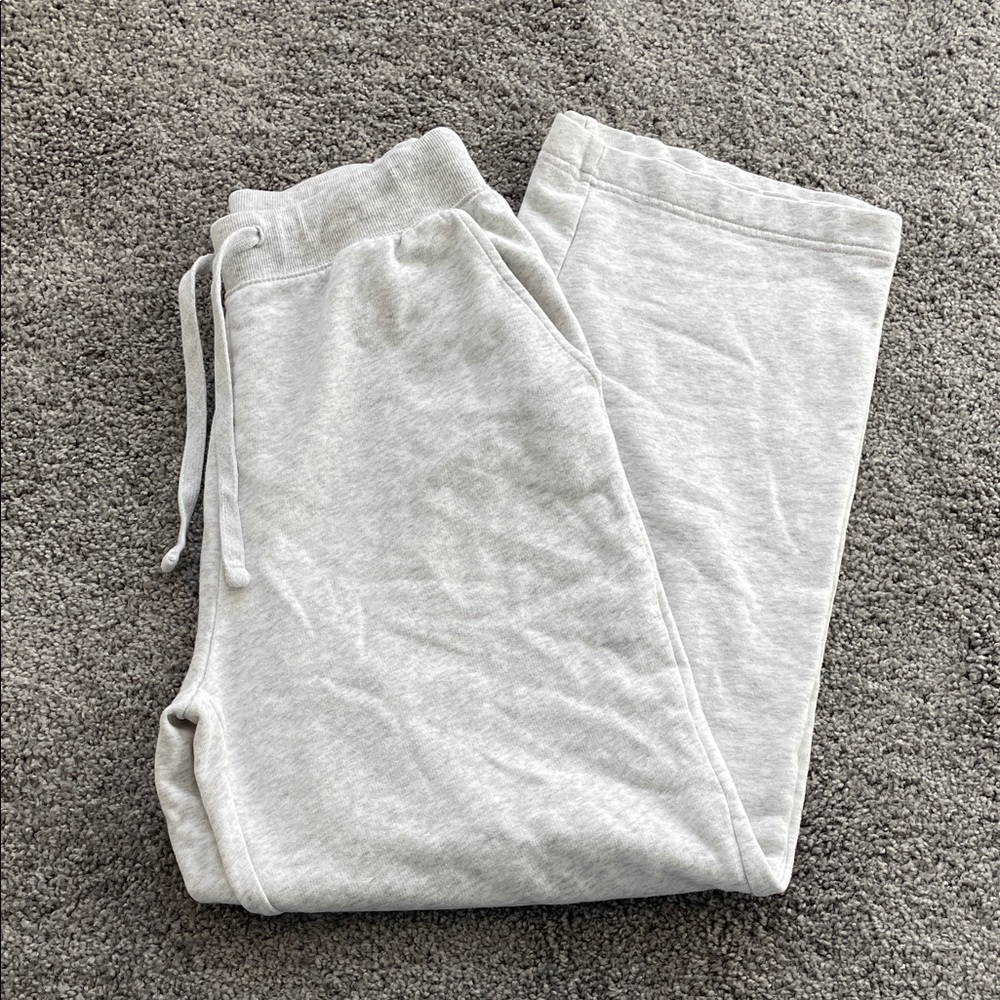 Old Navy Light Gray Women's Pants